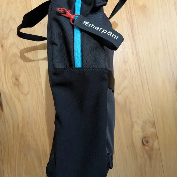 Sherpani Camden Convertible Backpack - Black with Color Accents - Picture 5 of 12